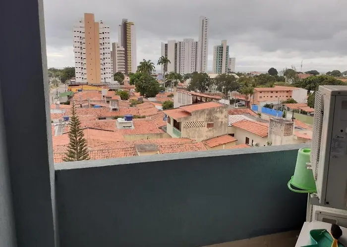 Flat confortável e bem localizado